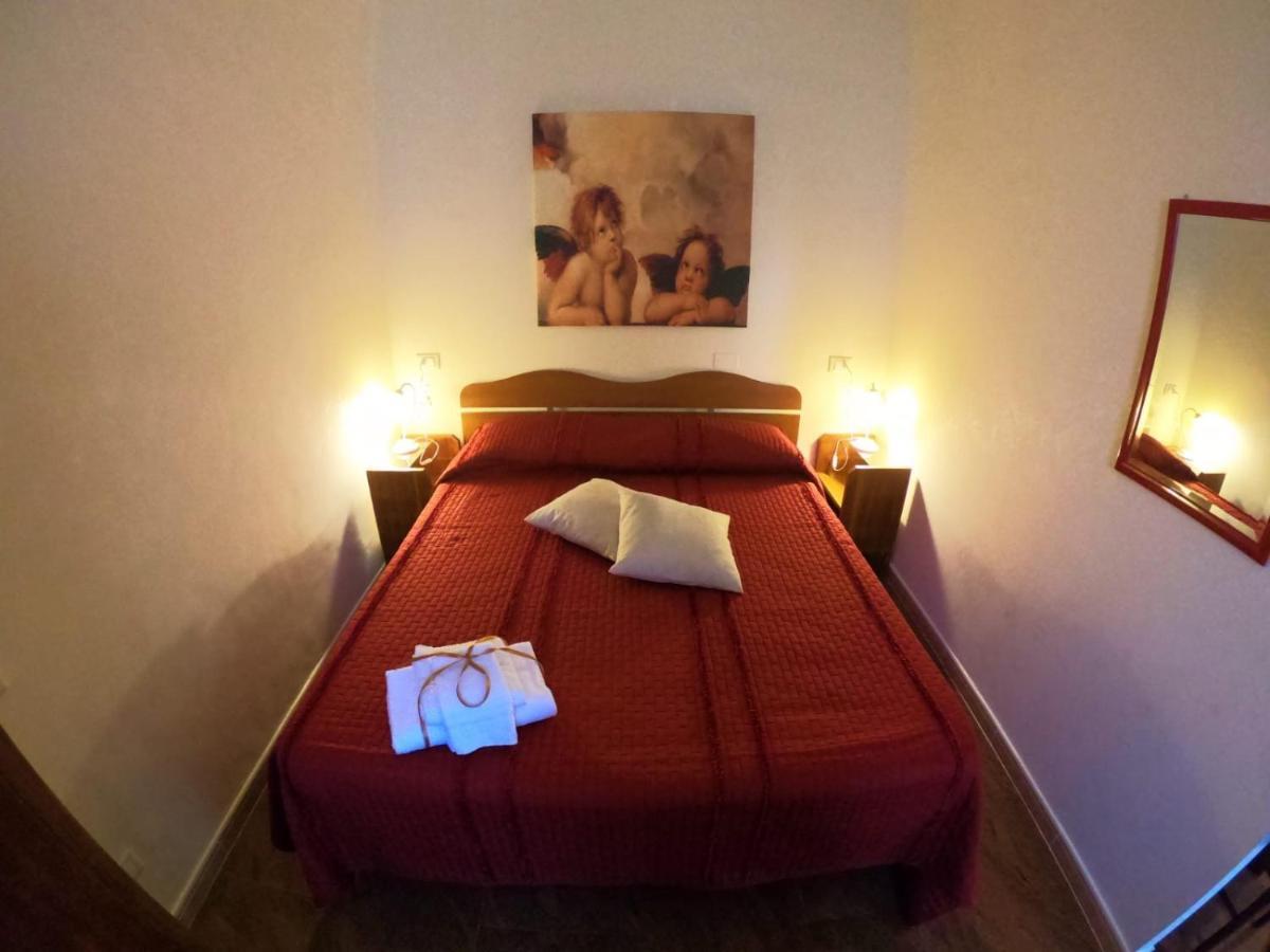Le Stanze Di Ricci - Affittacamere Low Cost Lesina Exterior foto
